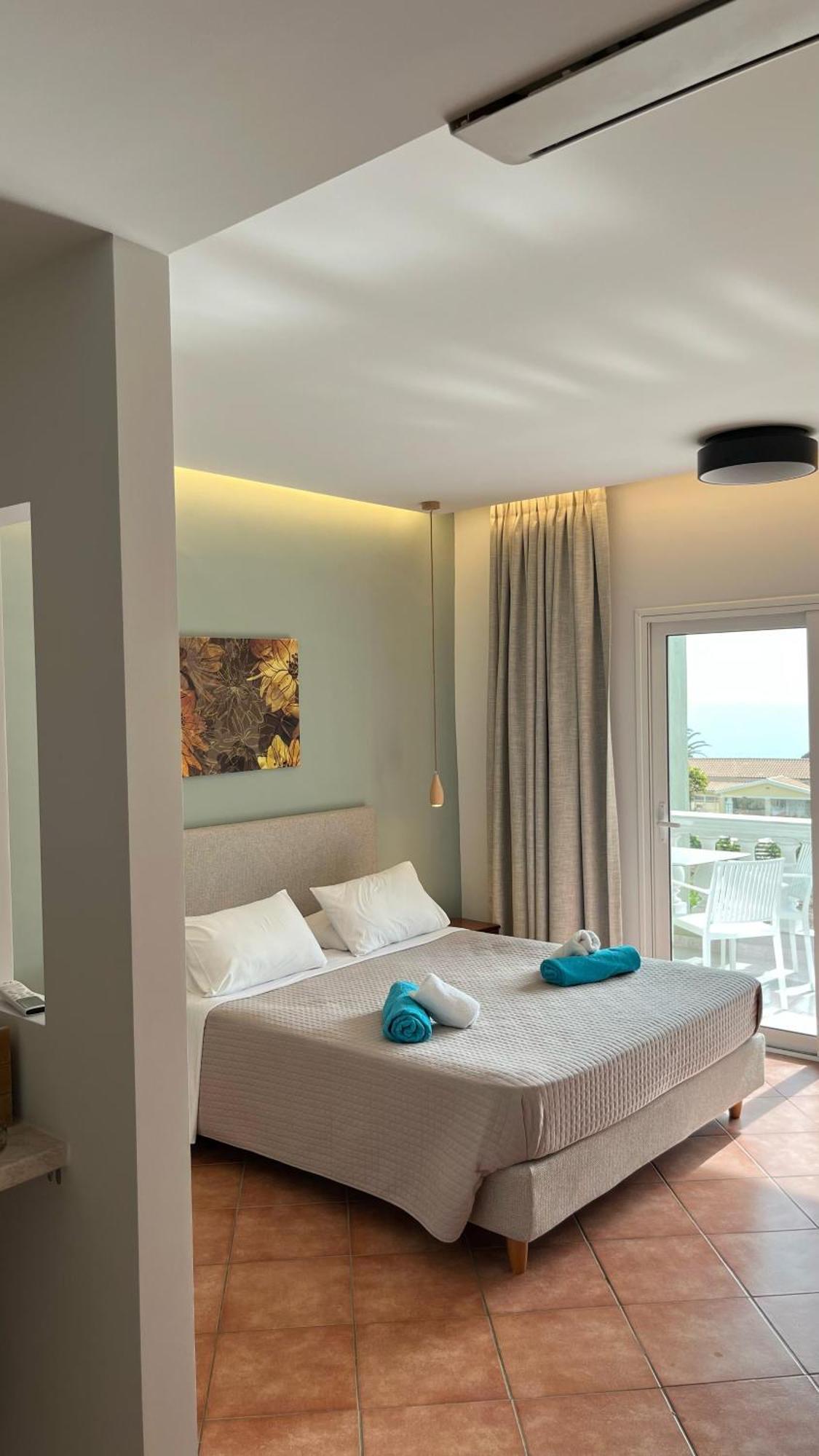 Paleo Apartments Палеокастріца Екстер'єр фото